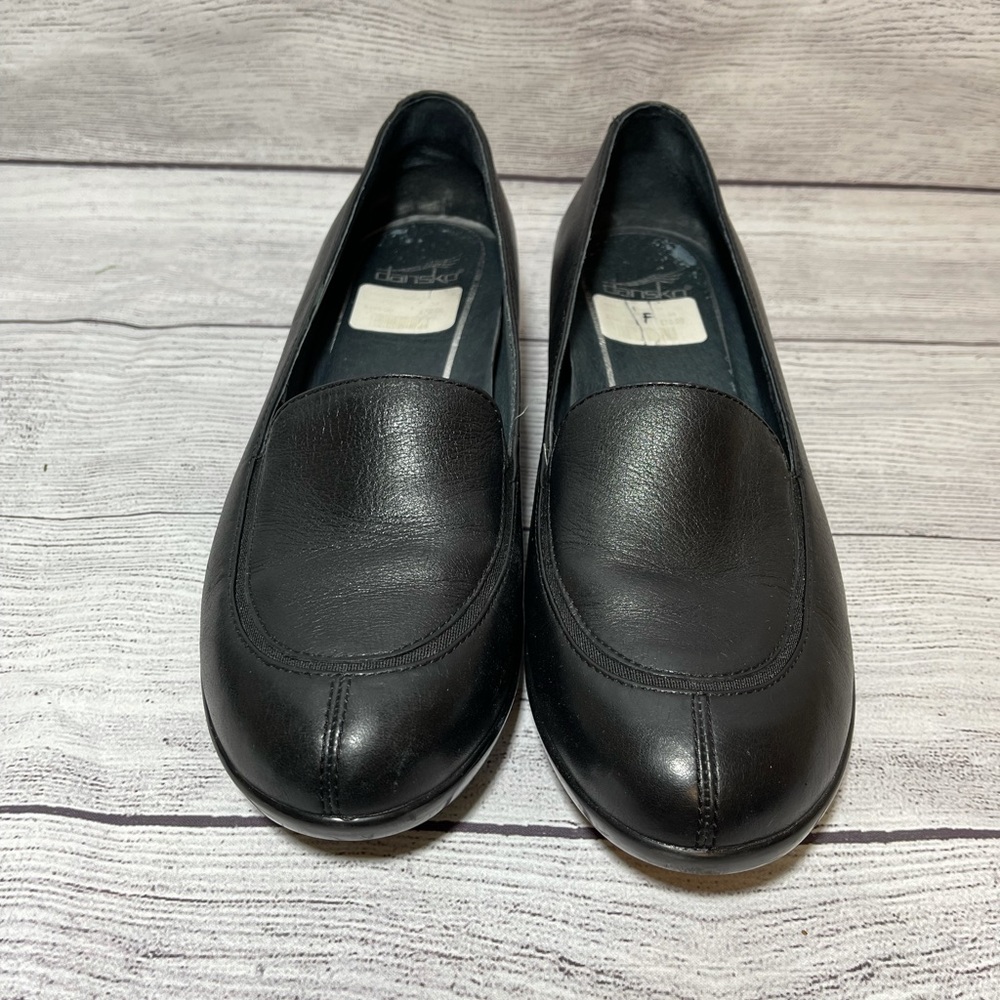 Women’s Dansko Black Debra Napa clog shoe size 39/8.5